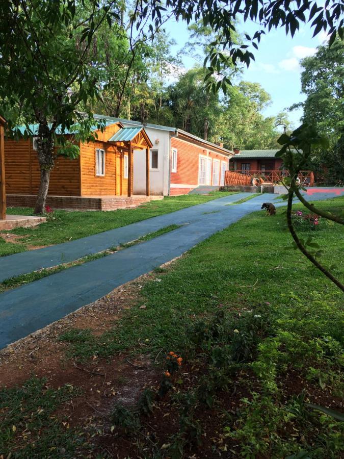 Posada Enki Пуэрто-Игуасу Экстерьер фото